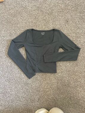 Hollister Long-Sleeve Scoop Neck Crop Top